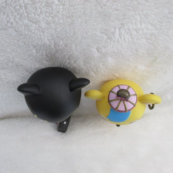 Tokidoki Two Royal Pride Agent Meow and Savana with 1 Box Small 3.5" from 2012 - Picture 7 of 11